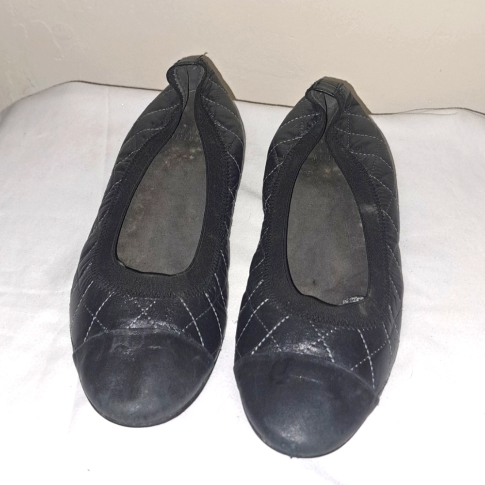 Stuart Weitzman pewter quilted flats sz 10